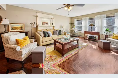 1025 Randolph Street #107, Oak Park, IL 60302 - Photo 2