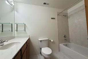 [Address not provided], Chicago, IL 60607 - Photo 12