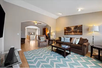 132 Meredith Lane, Streamwood, IL 60107 - Photo 14