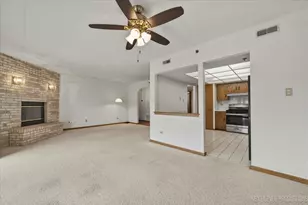 9050 Del Prado Dr, Palos Hills, IL 60465 - Photo 8