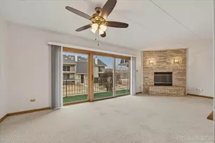 9050 Del Prado Dr, Palos Hills, IL 60465 - Photo 6