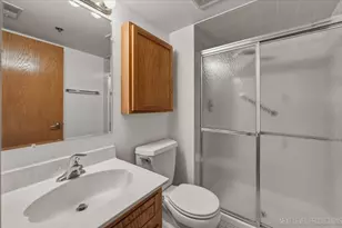 9050 Del Prado Dr, Palos Hills, IL 60465 - Photo 14