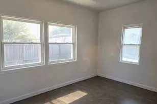 7321 S St Lawrence Ave, Chicago, IL 60619 - Photo 10