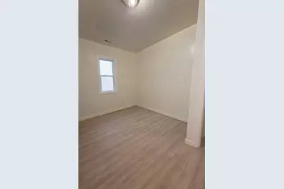 7321 S Saint Lawrence Avenue, Chicago, IL 60619 - Photo 14