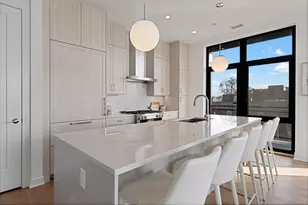 1340 W Chestnut St, Chicago, IL 60642 - Photo 6