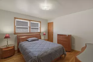 3819 W 66th Pl, Chicago, IL 60629 - Photo 12