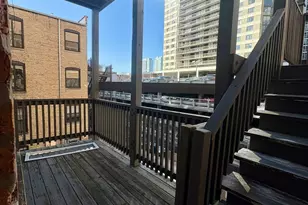 12 W Chestnut St, Chicago, IL 60610 - Photo 20