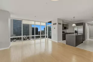 510 W Erie Street NW, Chicago, IL 60654 - Photo 10