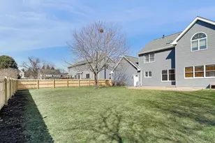 850 Tartans Dr, West Dundee, IL 60118 - Photo 40