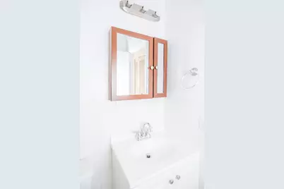 2828 N Cambridge Avenue #427, Chicago, IL 60657 - Photo 6