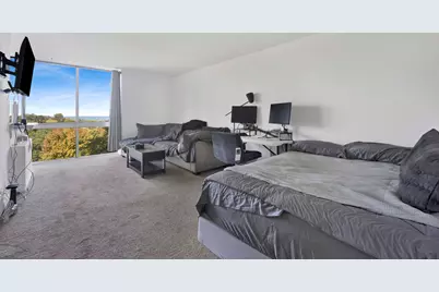 1555 N Dearborn Parkway #8c, Chicago, IL 60610 - Photo 2