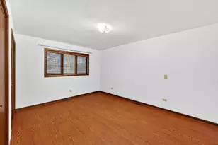 938 Duvall Dr, Woodstock, IL 60098 - Photo 14