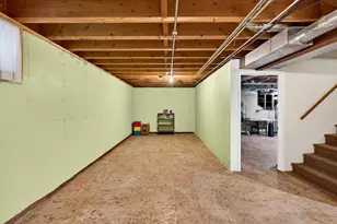 938 Duvall Dr, Woodstock, IL 60098 - Photo 16