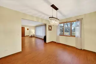 938 Duvall Dr, Woodstock, IL 60098 - Photo 4