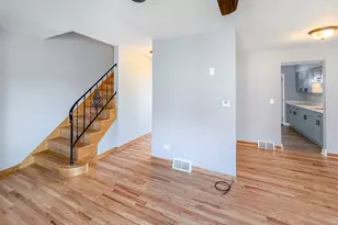 213 Lafayette St, Wood Dale, IL 60191 - Photo 4