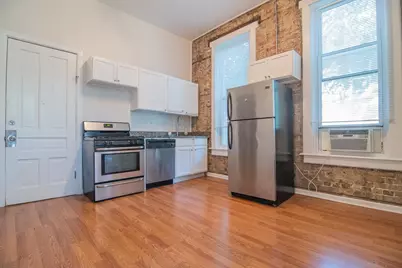 1475 W Huron Street #1R, Chicago, IL 60642 - Photo 4