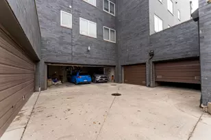 2408 W Rice St, Chicago, IL 60622 - Photo 24