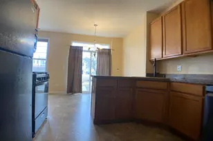 24951 Clare Cir, Manhattan, IL 60442 - Photo 10