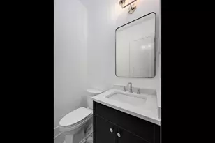 1228 W Wellington Ave, Chicago, IL 60657 - Photo 40