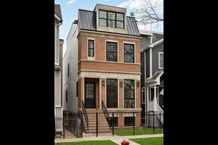 1228 W Wellington Ave, Chicago, IL 60657 - Photo 2