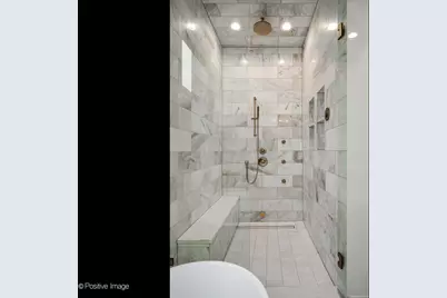 1228 W Wellington Avenue, Chicago, IL 60657 - Photo 22