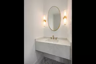 1228 W Wellington Ave, Chicago, IL 60657 - Photo 20