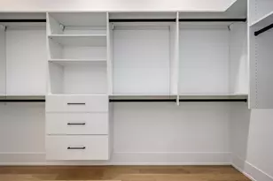 1228 W Wellington Ave, Chicago, IL 60657 - Photo 26