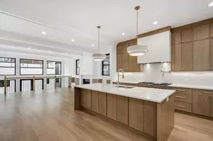 1228 W Wellington Ave, Chicago, IL 60657 - Photo 12