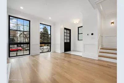 1228 W Wellington Avenue, Chicago, IL 60657 - Photo 4