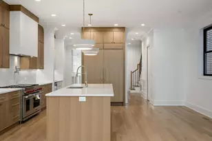 1228 W Wellington Ave, Chicago, IL 60657 - Photo 14