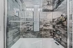 625 Morton St, Hoffman Estates, IL 60169 - Photo 12