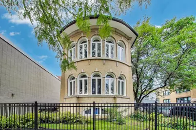 2700 W Carmen Avenue, Chicago, IL 60625 - Photo 2