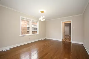 9137 S Justine St, Chicago, IL 60620 - Photo 10