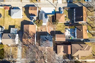 222 Park Dr, Joliet, IL 60436 - Photo 18