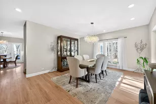 41W716 Hunters Hill Dr, Saint Charles, IL 60175 - Photo 12