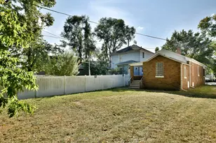 340 Pine St, Joliet, IL 60435 - Photo 32