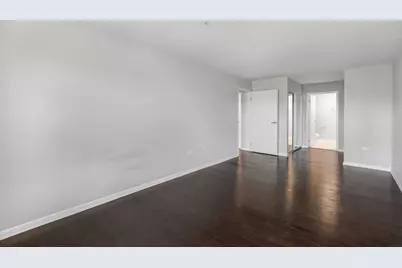 1800 Dewes Street #310, Glenview, IL 60025 - Photo 12