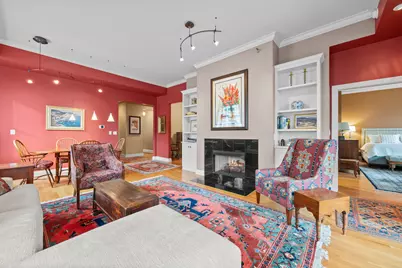 30 W Erie Street #1002, Chicago, IL 60654 - Photo 2