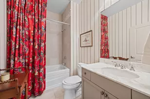 30 W Erie St, Chicago, IL 60654 - Photo 20