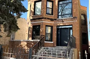 3418 W Franklin Blvd, Chicago, IL 60624 - Photo 1