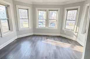 6827 S Wabash Ave, Chicago, IL 60637 - Photo 2