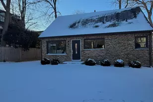 830 Deerfield Rd, Highland Park, IL 60035 - Photo 2