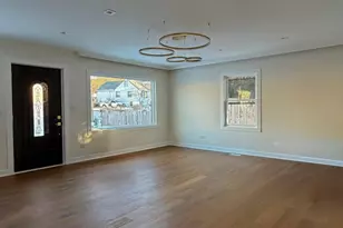 830 Deerfield Rd, Highland Park, IL 60035 - Photo 8