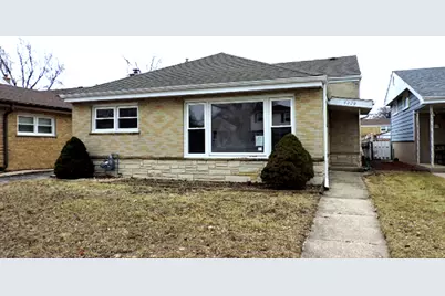 5229 W Greenleaf Street, Skokie, IL 60077 - Photo 1
