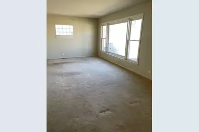 5229 W Greenleaf Street, Skokie, IL 60077 - Photo 6