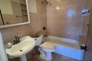 5229 W Greenleaf St, Skokie, IL 60077 - Photo 8