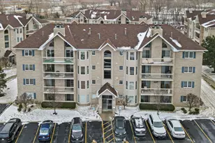 7759 Bristol Park Dr, Tinley Park, IL 60477 - Photo 1