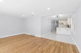 11520 S Aberdeen St, Chicago, IL 60643 - Photo 8