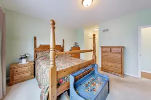 900 Yorktown St, McHenry, IL 60050 - Photo 14