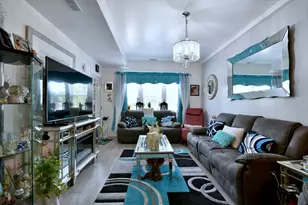 1814 N Sawyer Ave, Chicago, IL 60647 - Photo 18